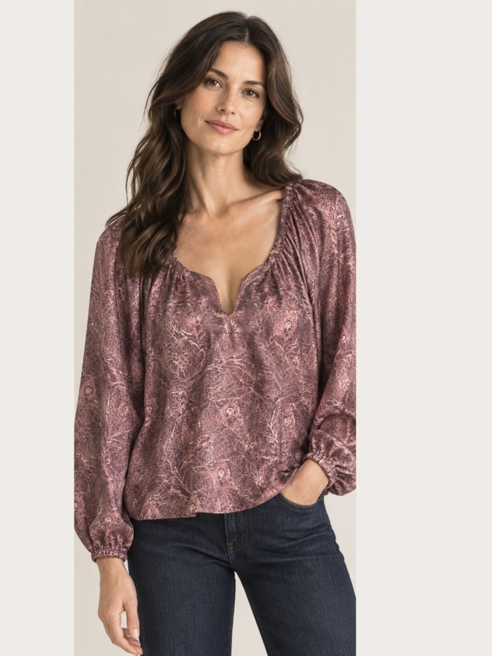 DR2 Satin Peasant Top Sweetheart Feather Print sz M NWT